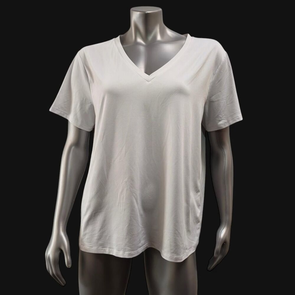 Fabletics Women's White T-shirt